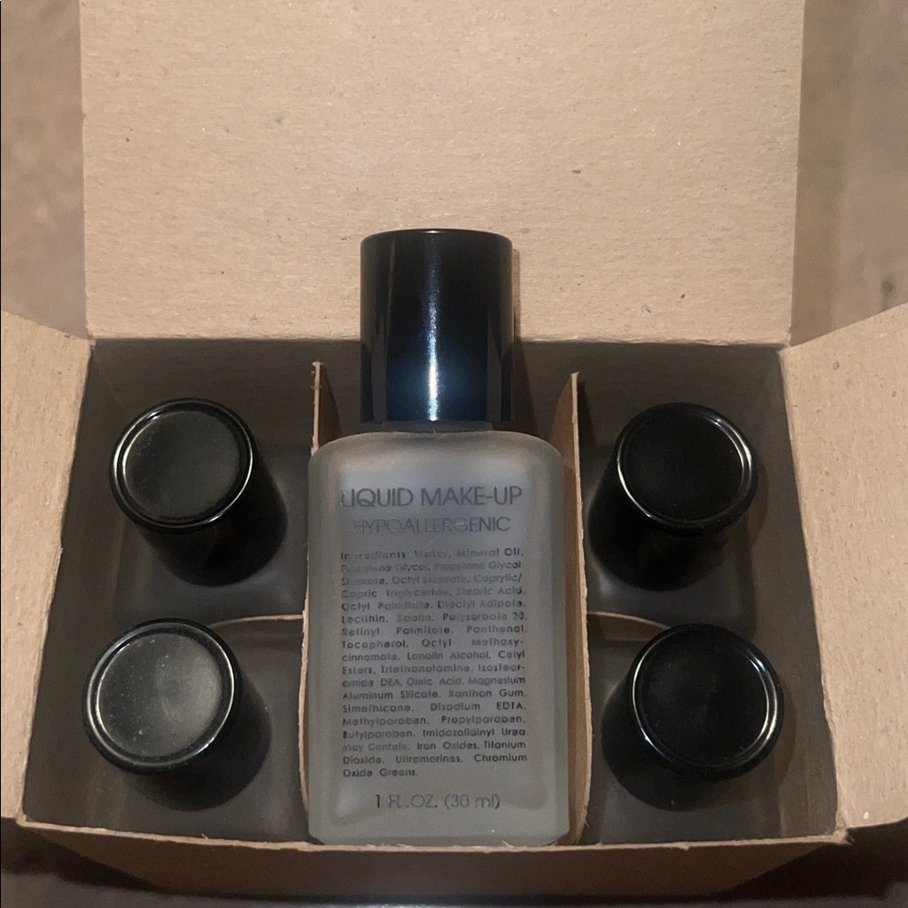 5 Liquid Makeup bottles with Black Caps- empty 1oz bottles